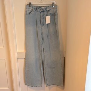 Cello Wide Leg jean with front pleat. Size 07